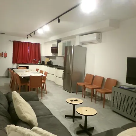Duplex Industrial Luxe 4bedroom 4bath 200m 2d Sea 세인트폴스베이