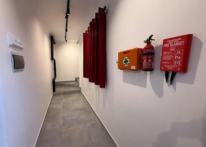 Apartment Duplex Industrial Luxe 4bedroom 4bath 200m 2d Sea St. Paul's Bay