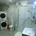 Duplex Industrial Luxe 4bedroom 4bath 200m 2d Sea * セント・ポールズ・ベイ